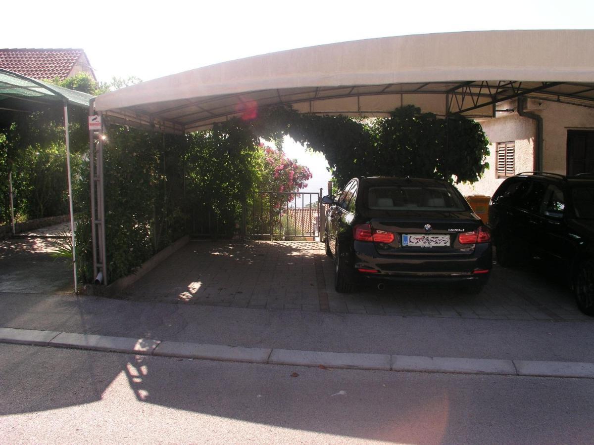 Apartmani Villa Kalinic Njivice Dış mekan fotoğraf