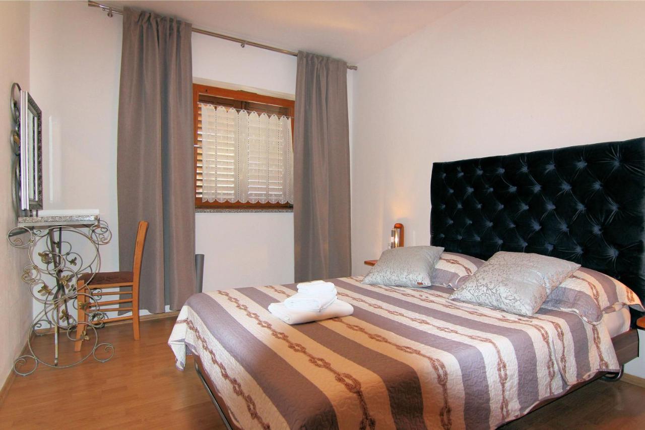 Apartmani Villa Kalinic Njivice Dış mekan fotoğraf