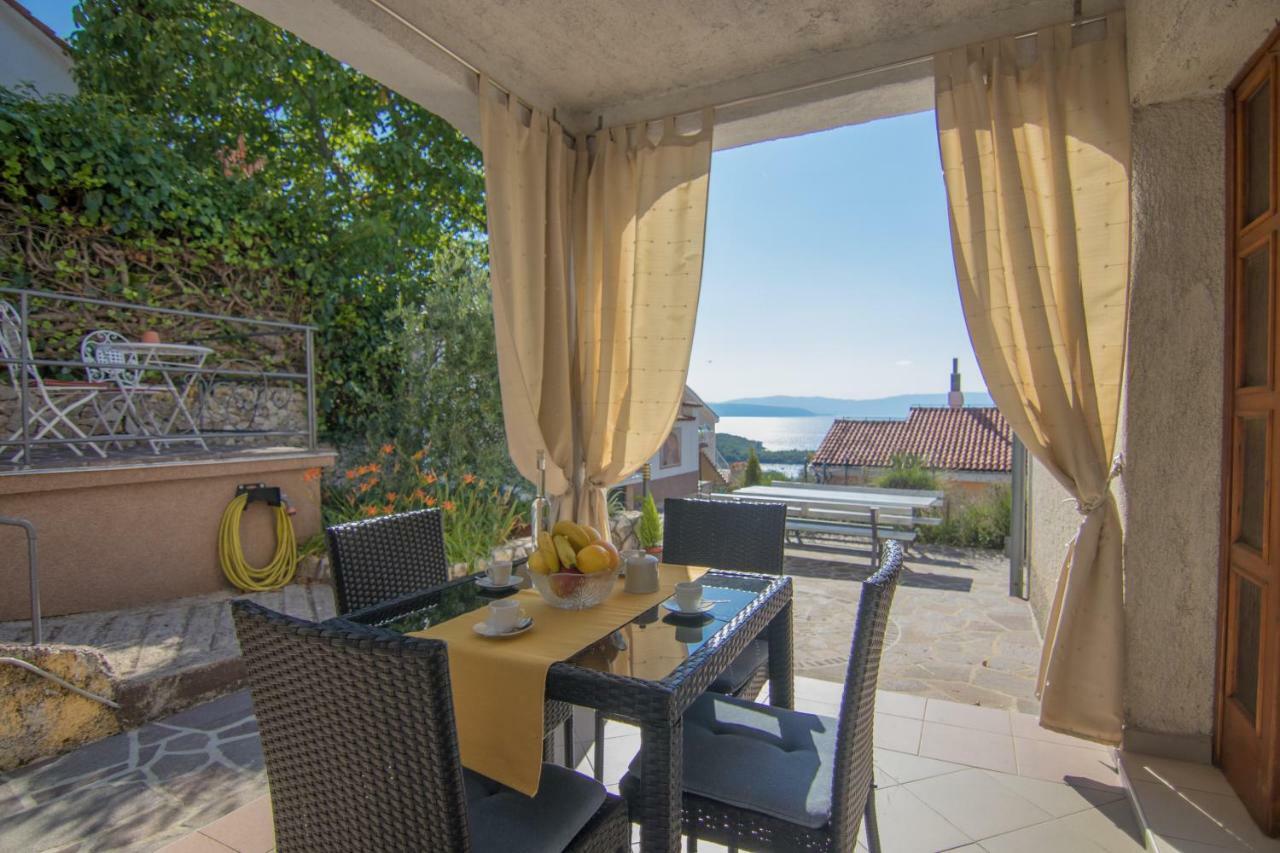 Apartmani Villa Kalinic Njivice Dış mekan fotoğraf