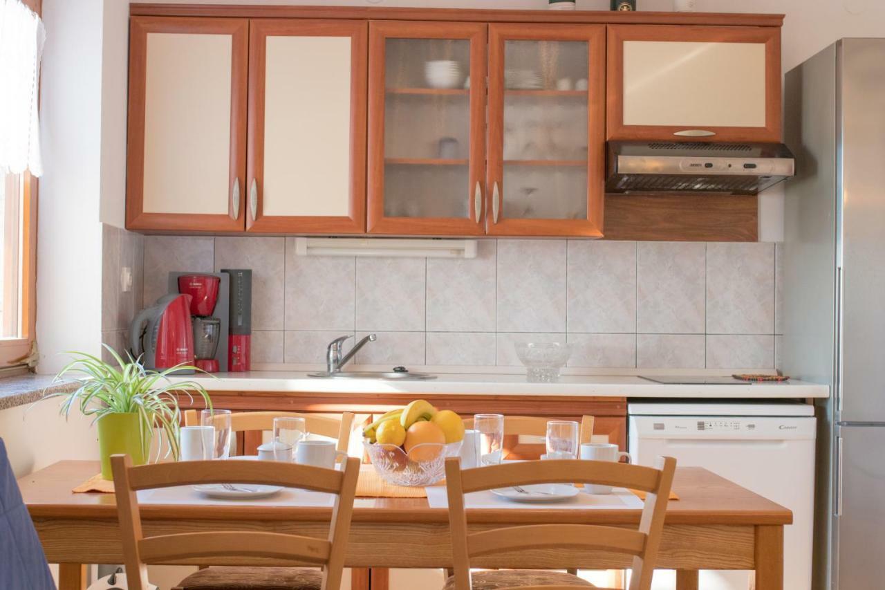 Apartmani Villa Kalinic Njivice Dış mekan fotoğraf