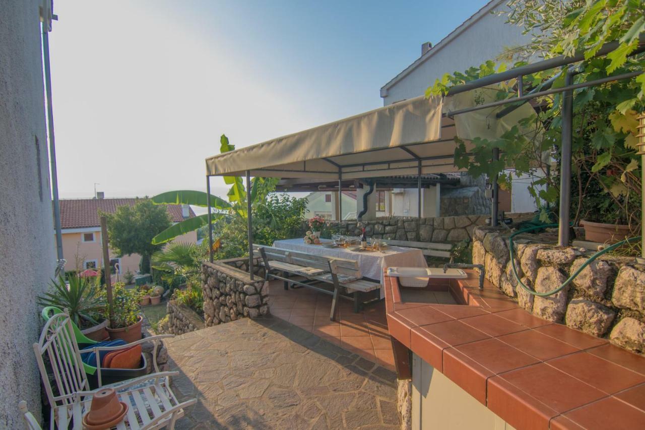 Apartmani Villa Kalinic Njivice Dış mekan fotoğraf
