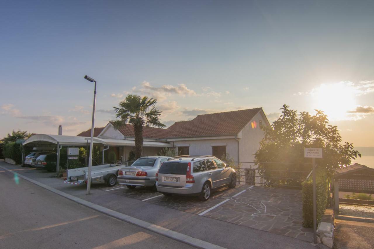 Apartmani Villa Kalinic Njivice Dış mekan fotoğraf