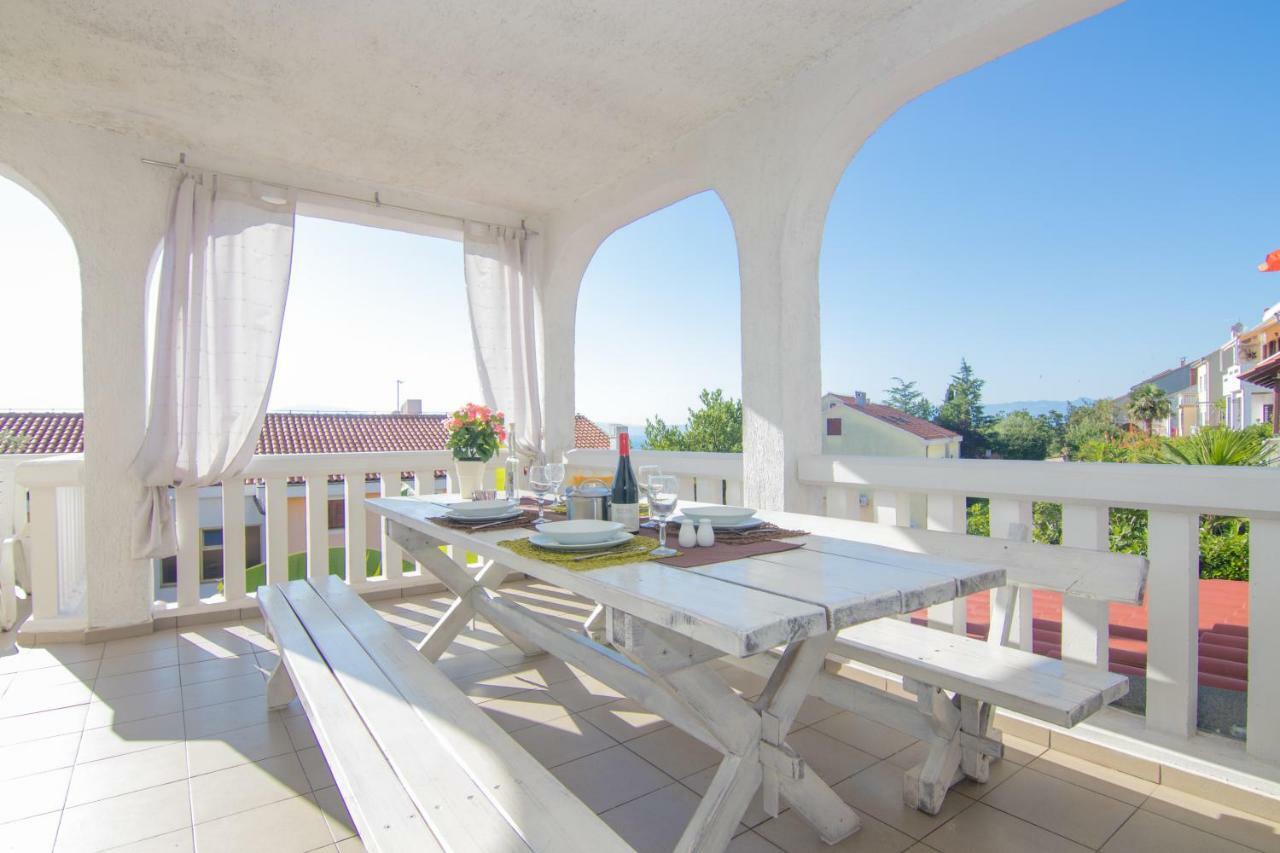 Apartmani Villa Kalinic Njivice Dış mekan fotoğraf