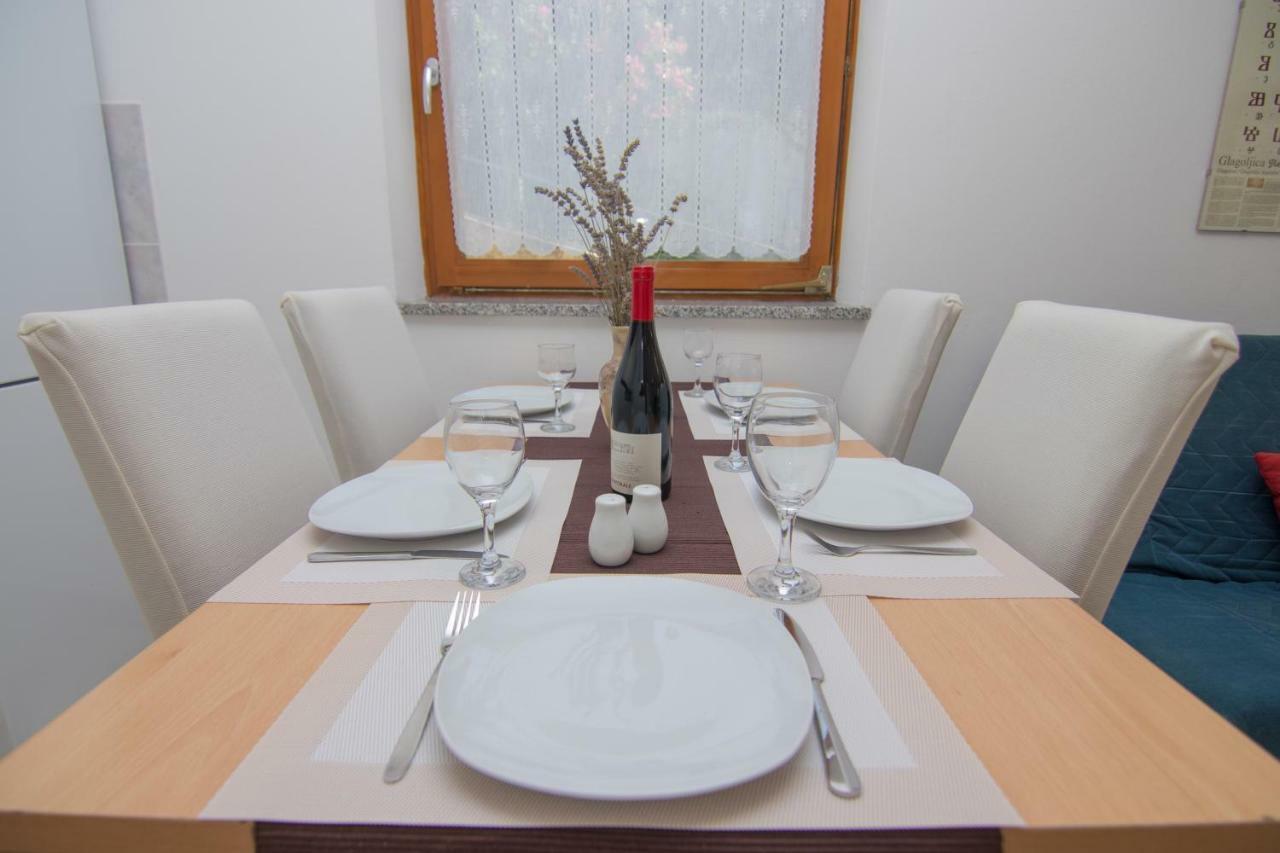Apartmani Villa Kalinic Njivice Dış mekan fotoğraf